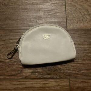 CHANEL White Leather Cosmetic Case